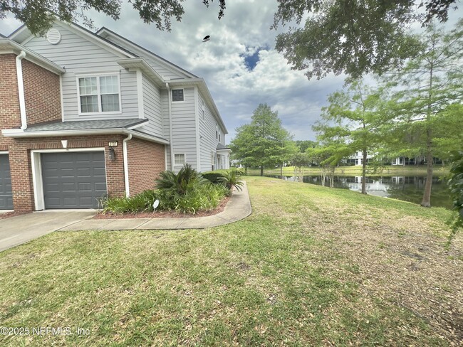 Foto del edificio - 3737 Windmaker Way