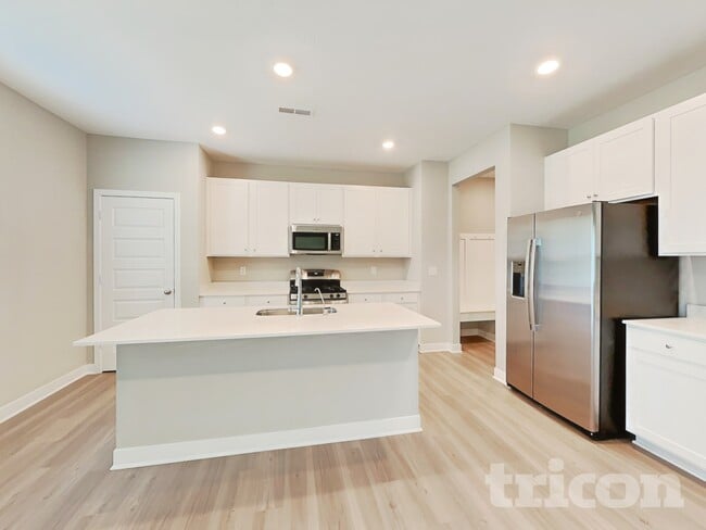 Foto del edificio - 4628 W Mineral Ln