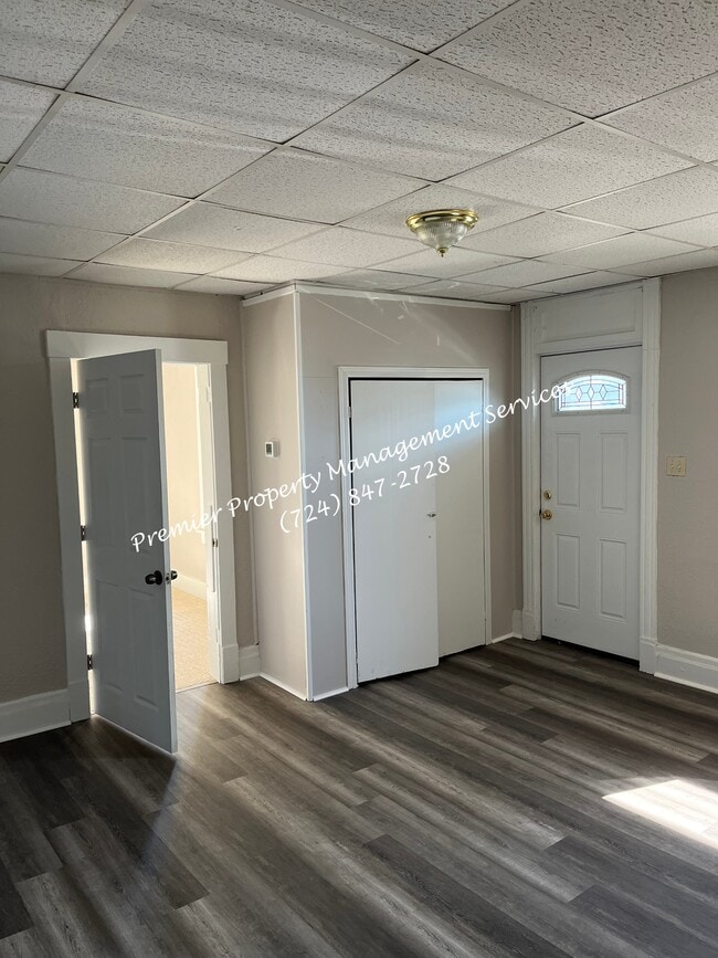 Building Photo - 2727 9th Ave
