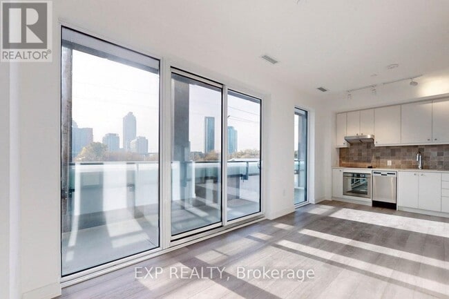 Building Photo - 9 Tecumseth St.