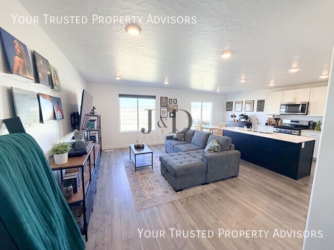 Foto del edificio - 1192 W Hidden Spg Dr