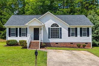 Building Photo - 104 Webbs Mill Dr