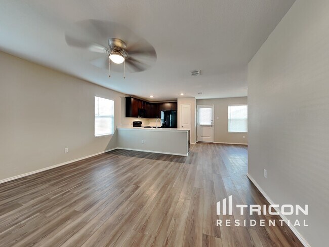 Foto del edificio - 505 Autumnwood Way