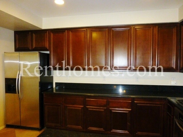 Building Photo - Mission Valley, 8301 Rio San Diego #6 - Br...