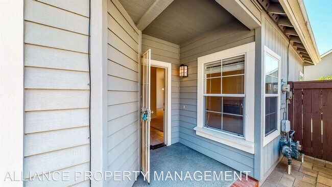 Foto del edificio - 2 br, 2 bath House - 752 Pearl Bailey
