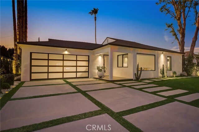 Foto principal - 8161 Encino Ave