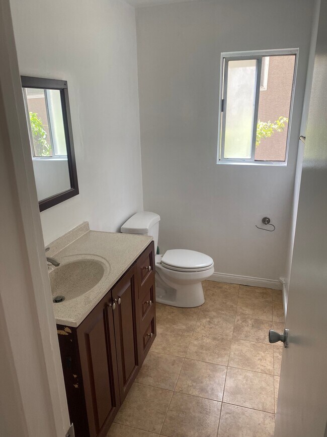 half bath - 221 N Juanita Ave