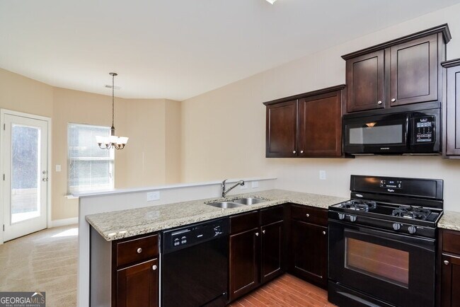 Building Photo - 125 Bethany Manor Dr