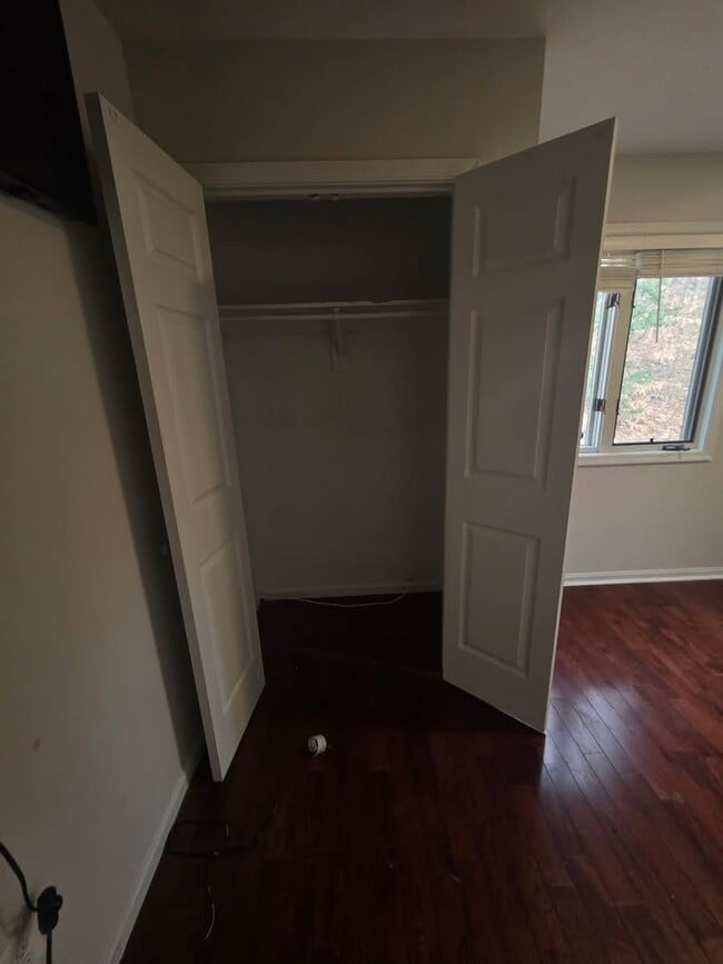 Foto del edificio - 3120 Creedon Dr
