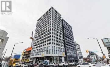 Building Photo - 2020-2020 Bathurst St