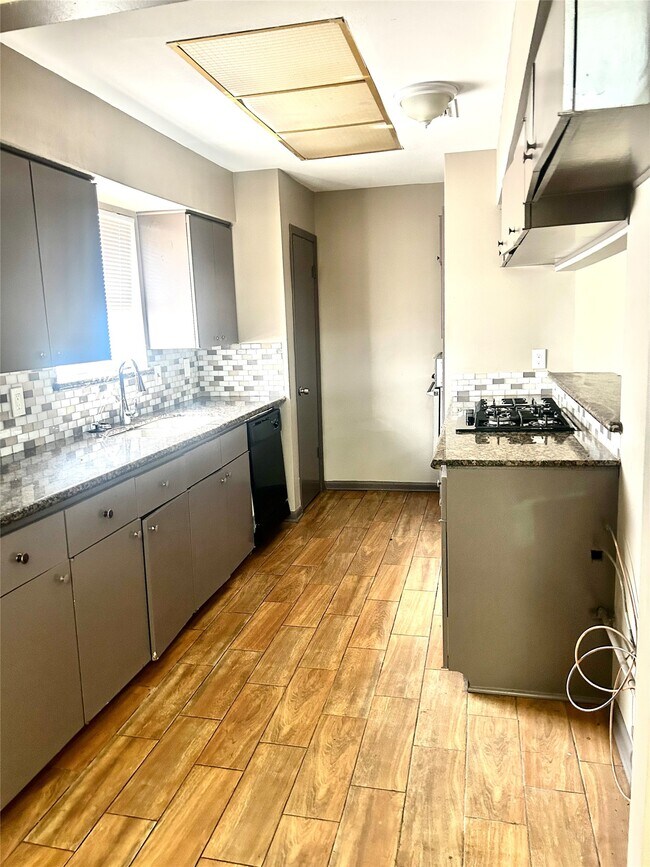 Foto del edificio - 11718 Zarroll Dr