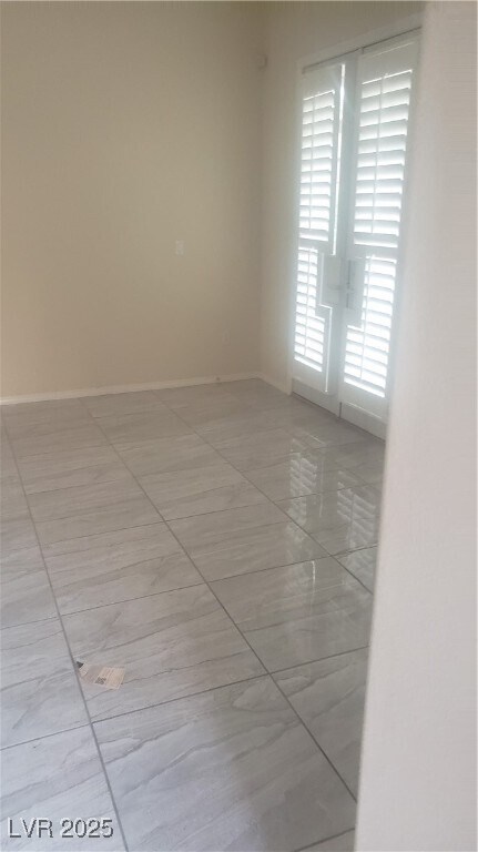 Foto principal - 7711 Windy Meadow Ave