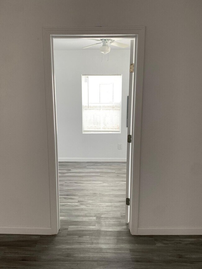 Foto del edificio - 1003 Live Oak St