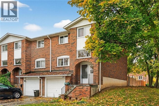 Building Photo - 136 Lock St W