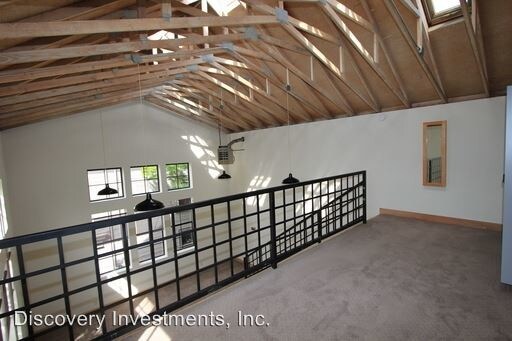 Building Photo - 3004 Brook St