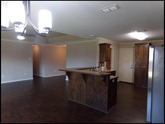 Foto del edificio - 2405 Canterbury Ln