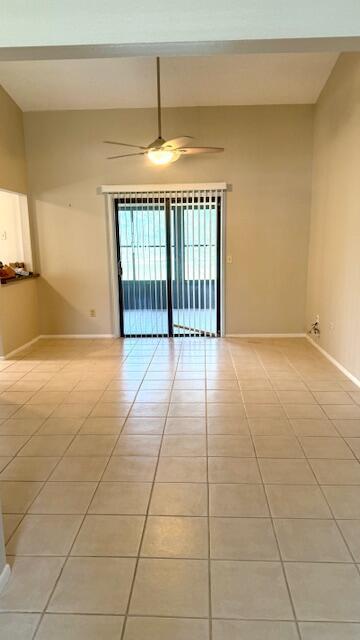 Foto del edificio - 2344 SE Breckenridge Cir