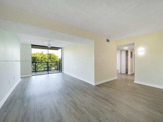 Building Photo - 11800 SW 18th St