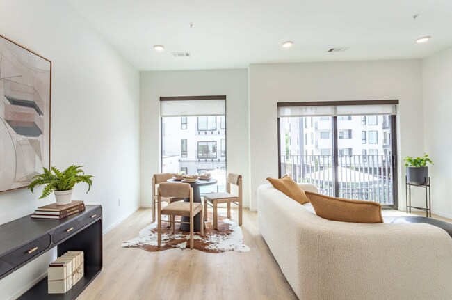 Foto del edificio - Luna Apartments