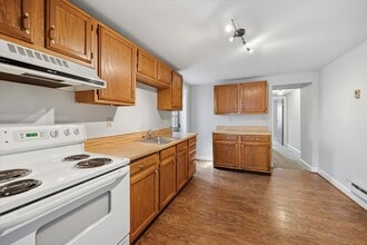 Building Photo - 117 E Miner St