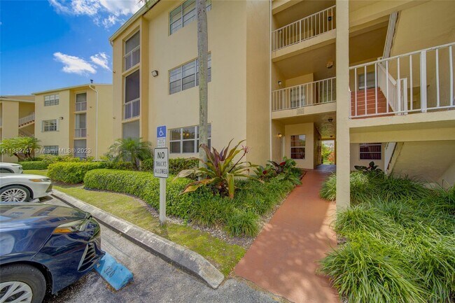 Foto del edificio - 15285 SW 107th Ln