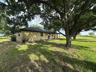Building Photo - 3150 Co Rd 152