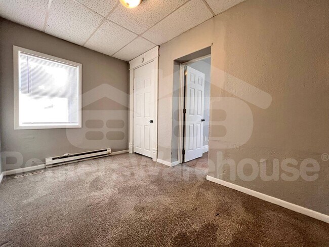 Foto del edificio - 3419 1st St