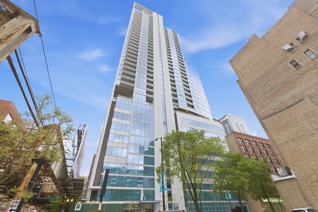 Building Photo - 303 W Ohio St