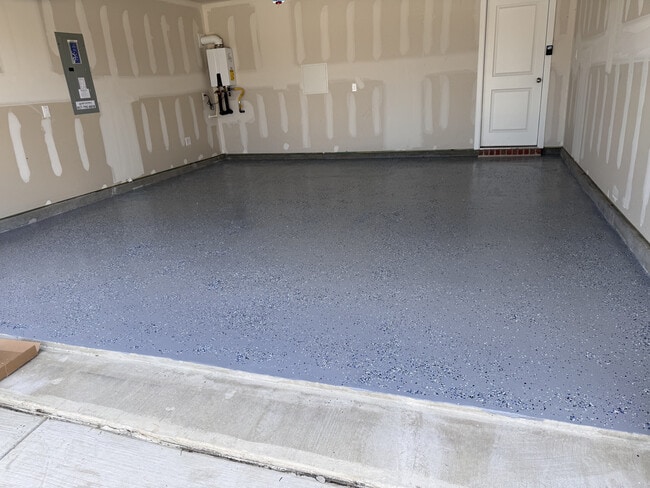2-Car Garage - 1355 Wedgeleaf Ln