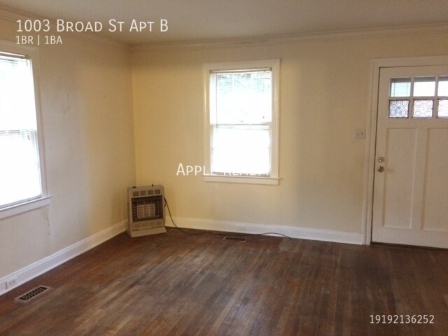 Building Photo - 1003-B Broad St - Available Mid July