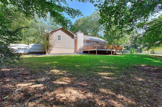 Foto del edificio - 326 Cedar Ridge Dr