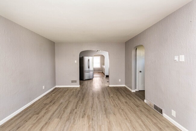 Foto del edificio - 219 N 28th St