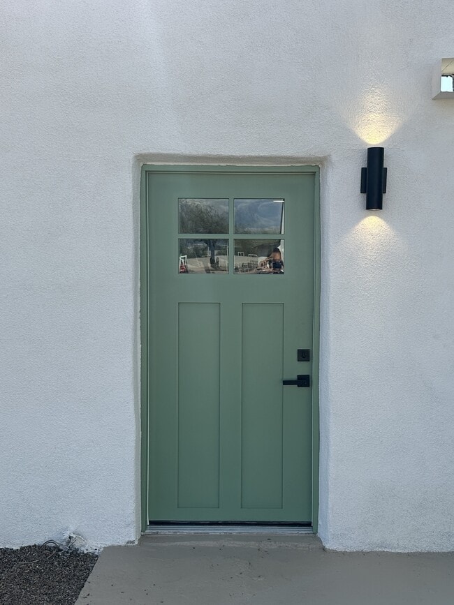 Front entry...welcome home! - 1331 W Speedway Blvd