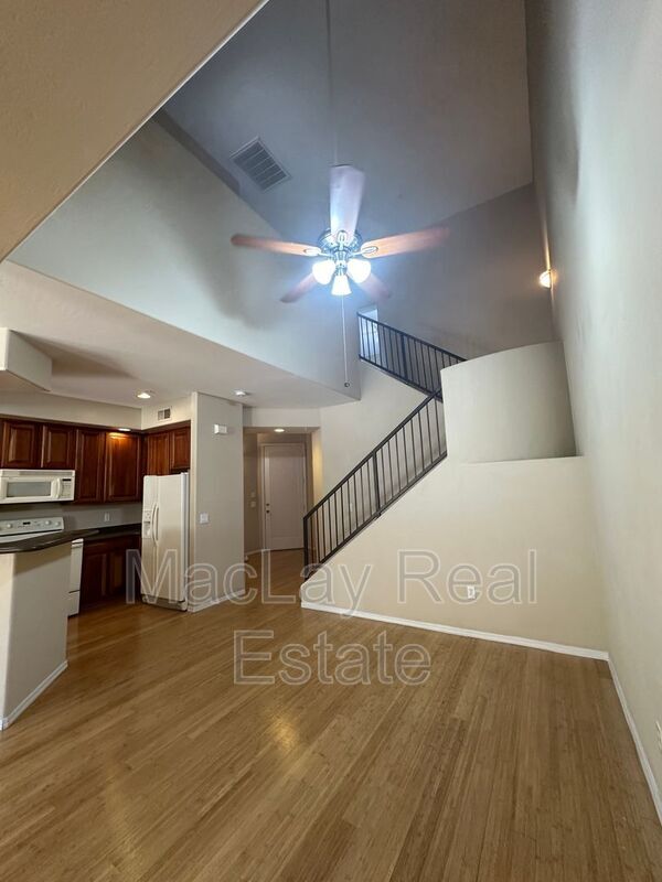 Foto del edificio - 705 W Queen Creek Rd