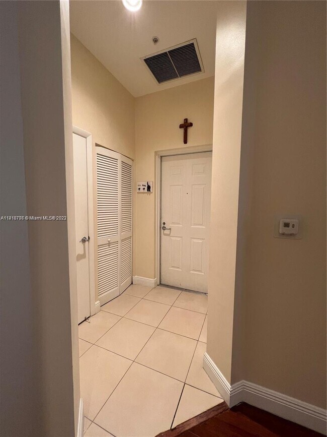 Building Photo - 7275 SW 90th Way
