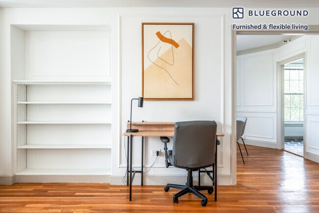 Foto del edificio - 1284 Beacon St