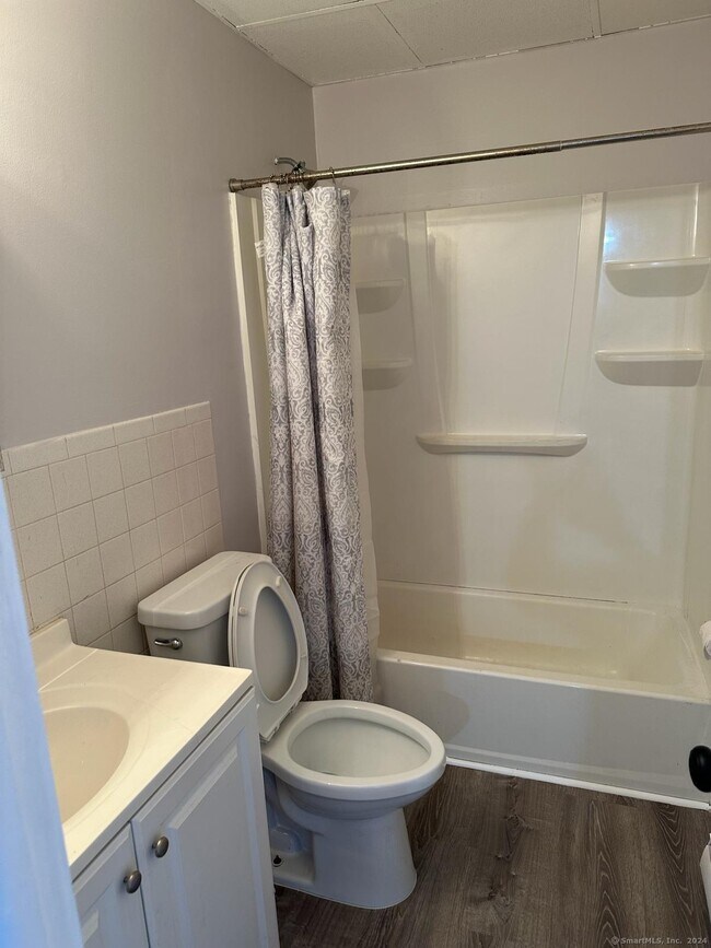 5161 Wildman St Unit B507, Danbury, CT 06810 Condo for Rent in