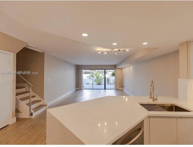 Building Photo - 3525 Magellan Cir
