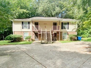 Building Photo - 4201 Greencastle Ct