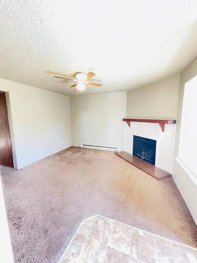 Building Photo - 4515 S Puget Sound Ave Apt #1