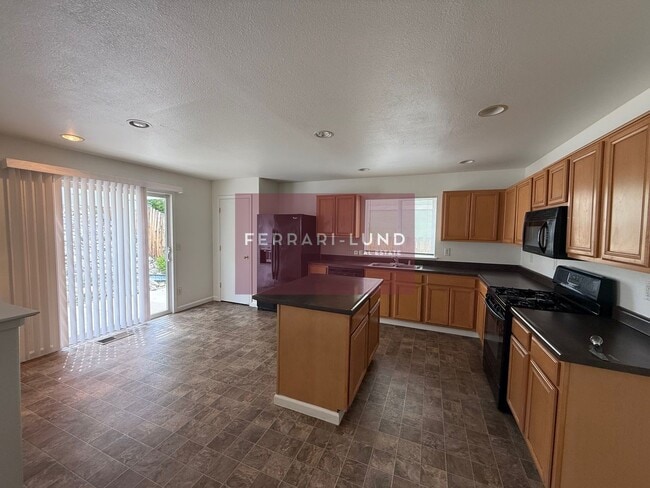 Building Photo - ??Located in Stead, with easy access to local amenities & parks - Kay DeAlba Property!!??