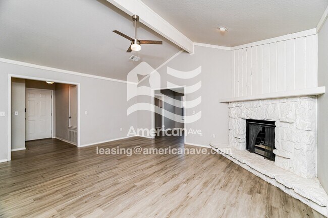 Foto del edificio - 8009 E Lansing St