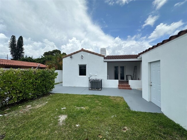 Foto del edificio - 1436 SW 21st St