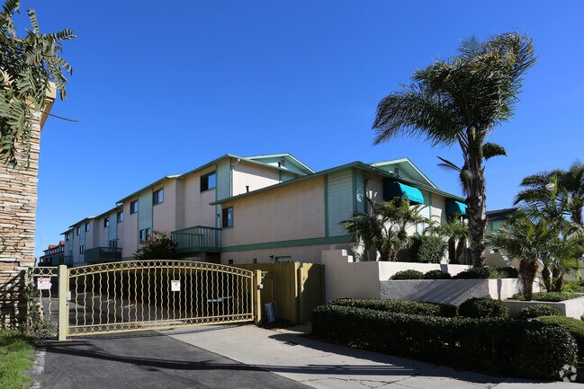 Foto del edificio - 1344-1348 Holly Ave
