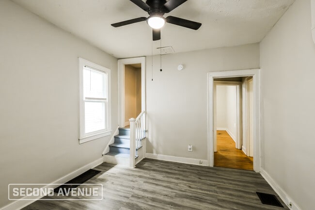 Building Photo - 459 S 41st St