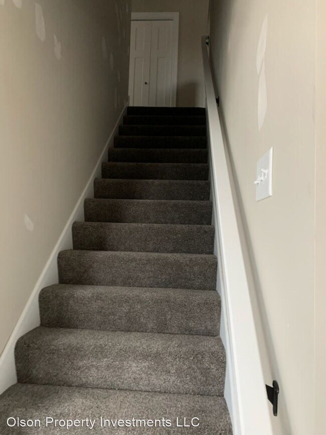 Foto del edificio - 3 br, 1.5 bath House - 533 Meadow Lane