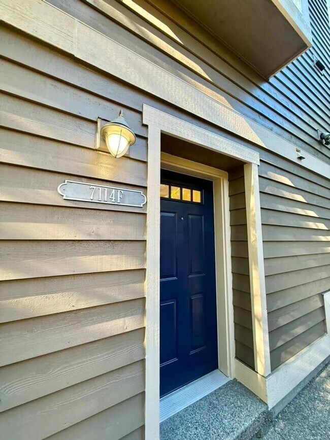 Foto del edificio - 7114 California Ave SW
