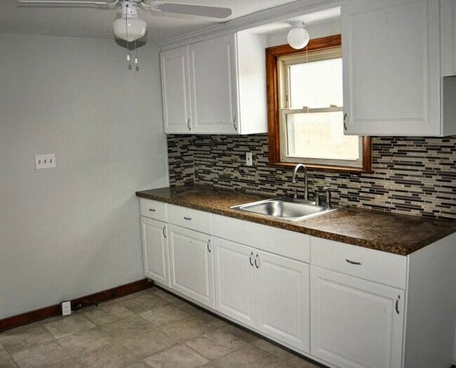 Foto del edificio - 110 Waverly Ave