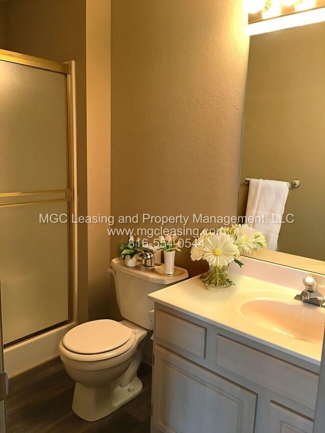 Foto del edificio - SOUTH GARDEN TOWNHOMES