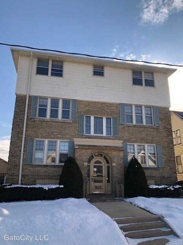Foto principal - 915 Minnesota Ave